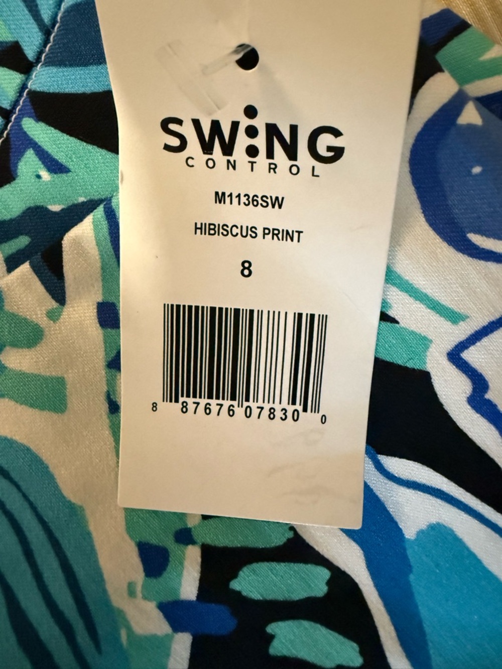Blue hibiscus Women's Swing Contol golf skirt - tummy control - Picture 6 of 10